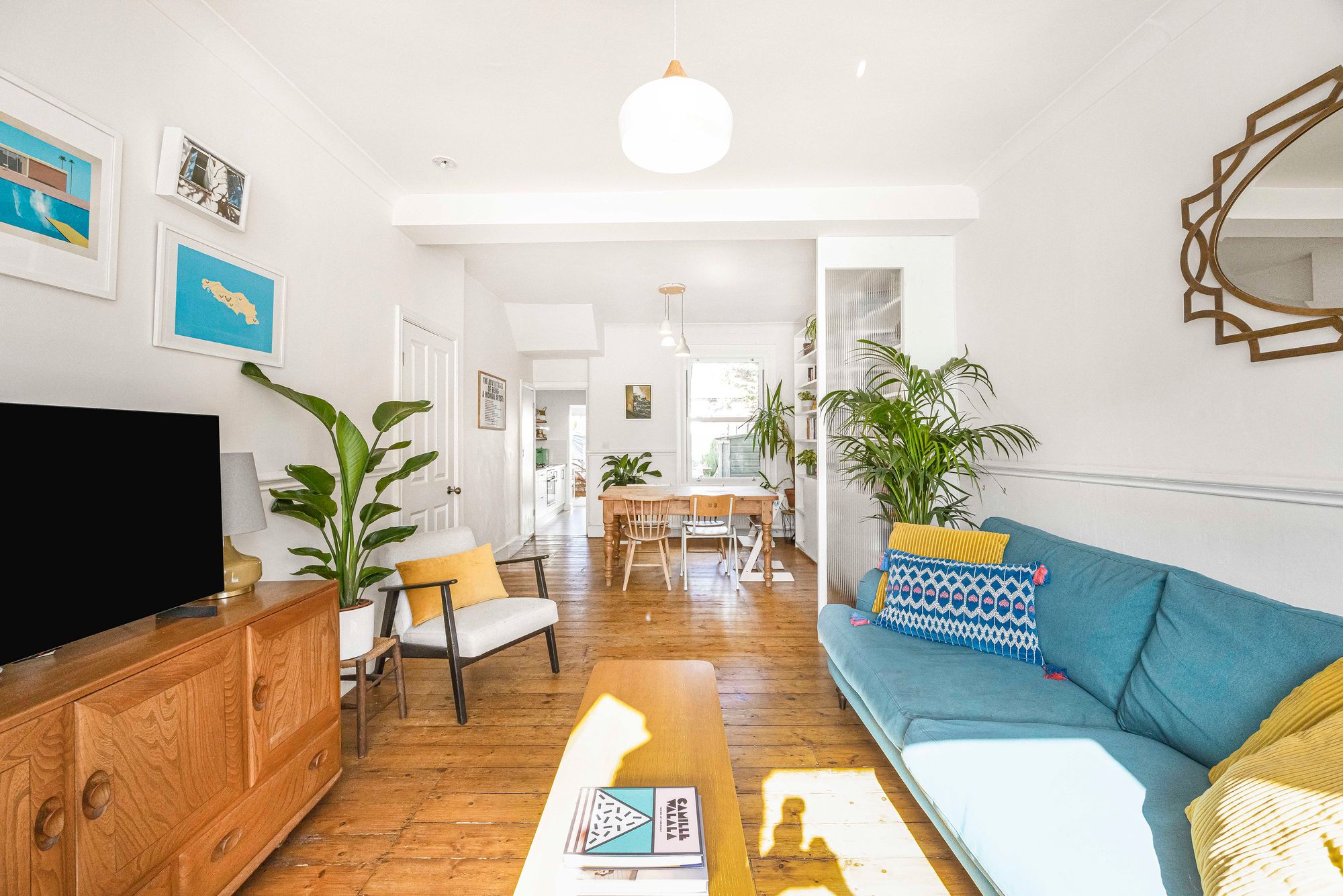 4 bed mid-terraced house for sale in Adelaide Road, Leyton, E10  - Property Image 5