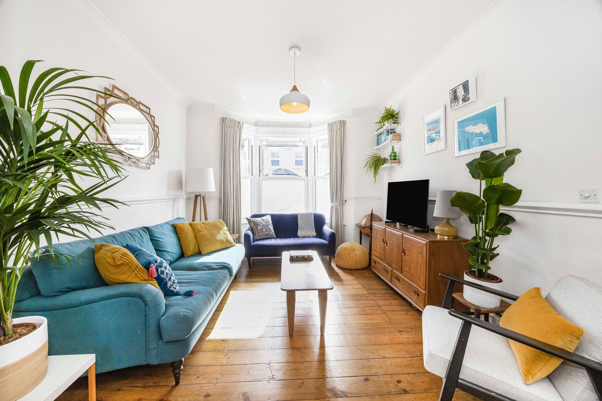 4 bed mid-terraced house for sale in Adelaide Road, Leyton, E10 6