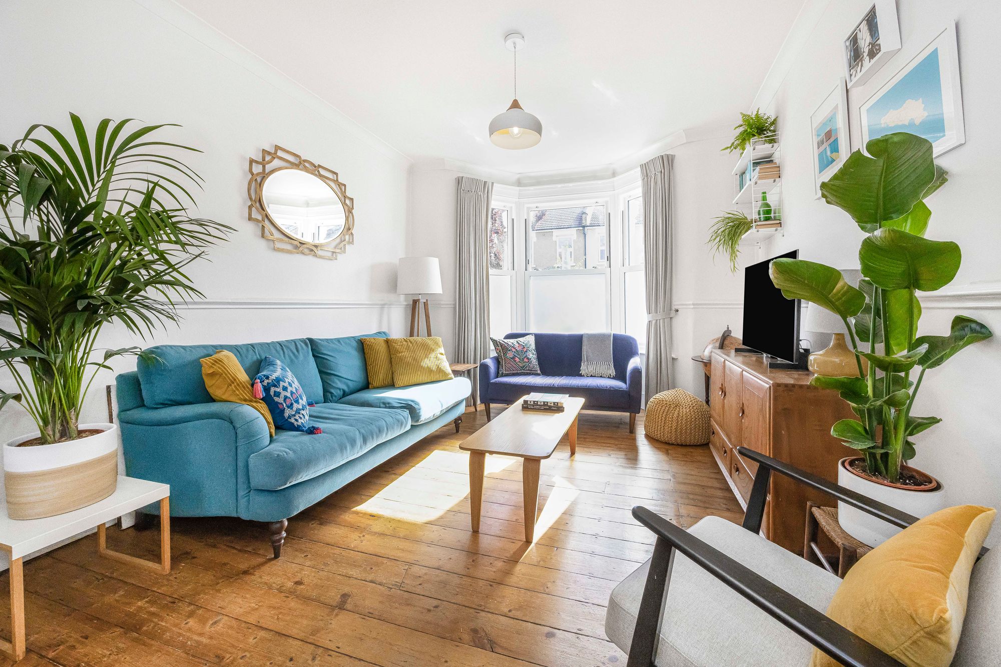 4 bed mid-terraced house for sale in Adelaide Road, Leyton, E10 3