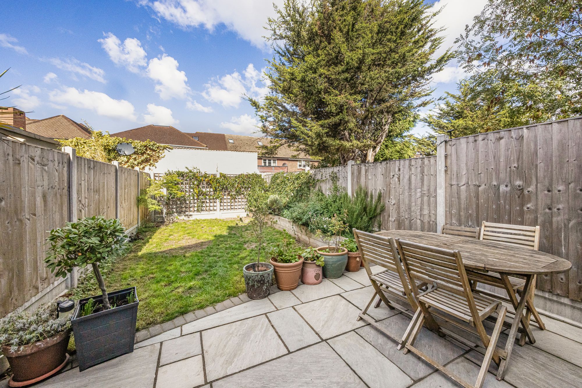 4 bed mid-terraced house for sale in Adelaide Road, Leyton, E10  - Property Image 14