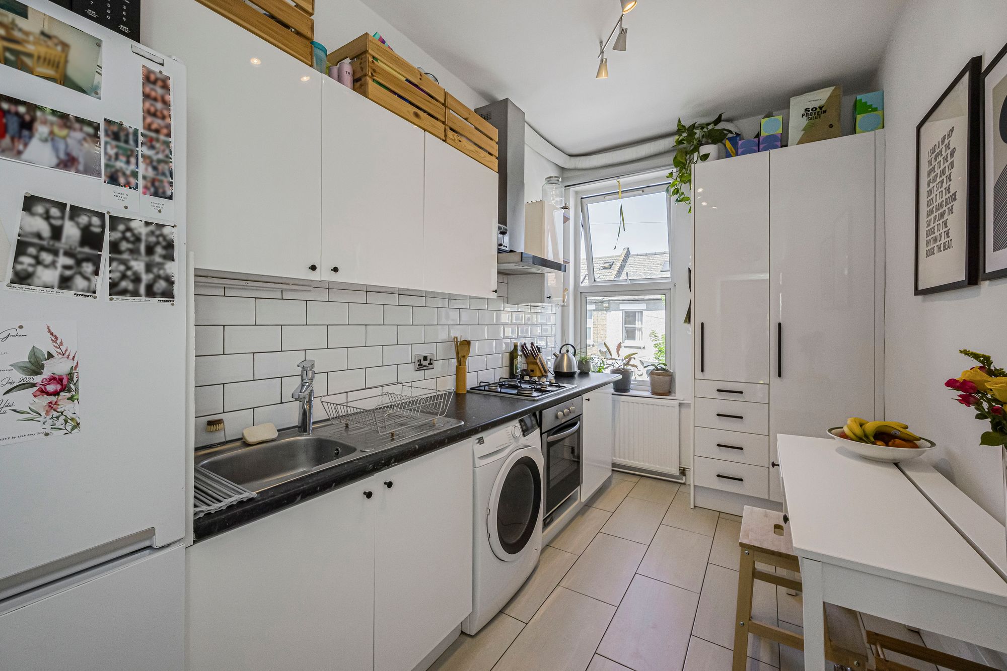 1 bed flat for sale in St. Marys Road, Leyton, E10  - Property Image 4