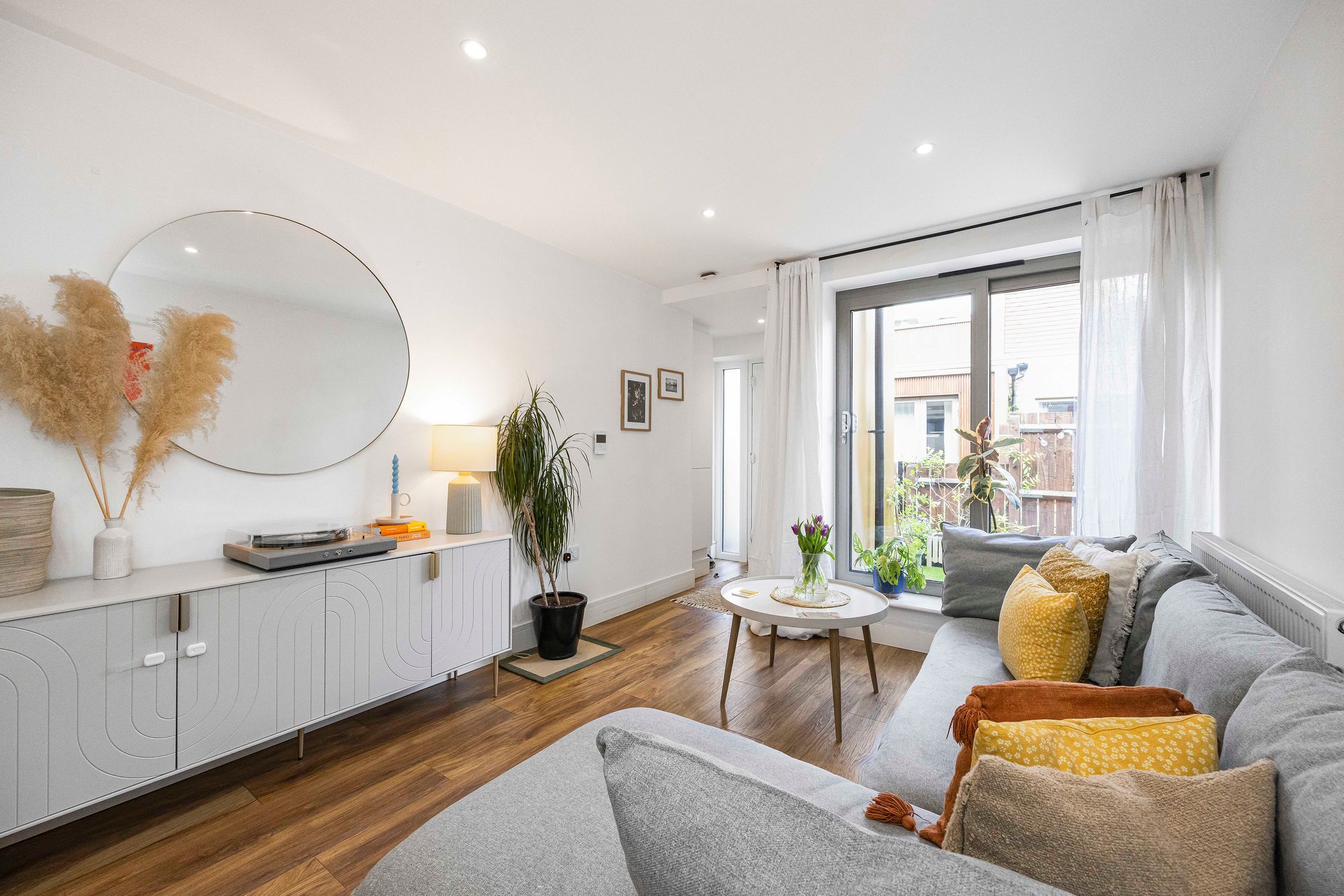 2 bed apartment for sale in Craft Mews, Wilmot Road, Leyton, E10  - Property Image 5