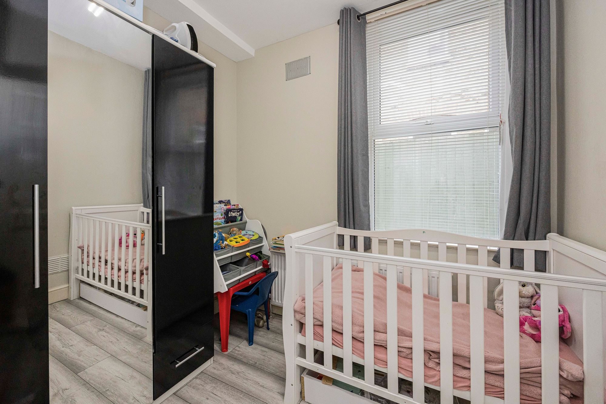 2 bed flat for sale in Abbotts Park Road, Leyton, E10 7