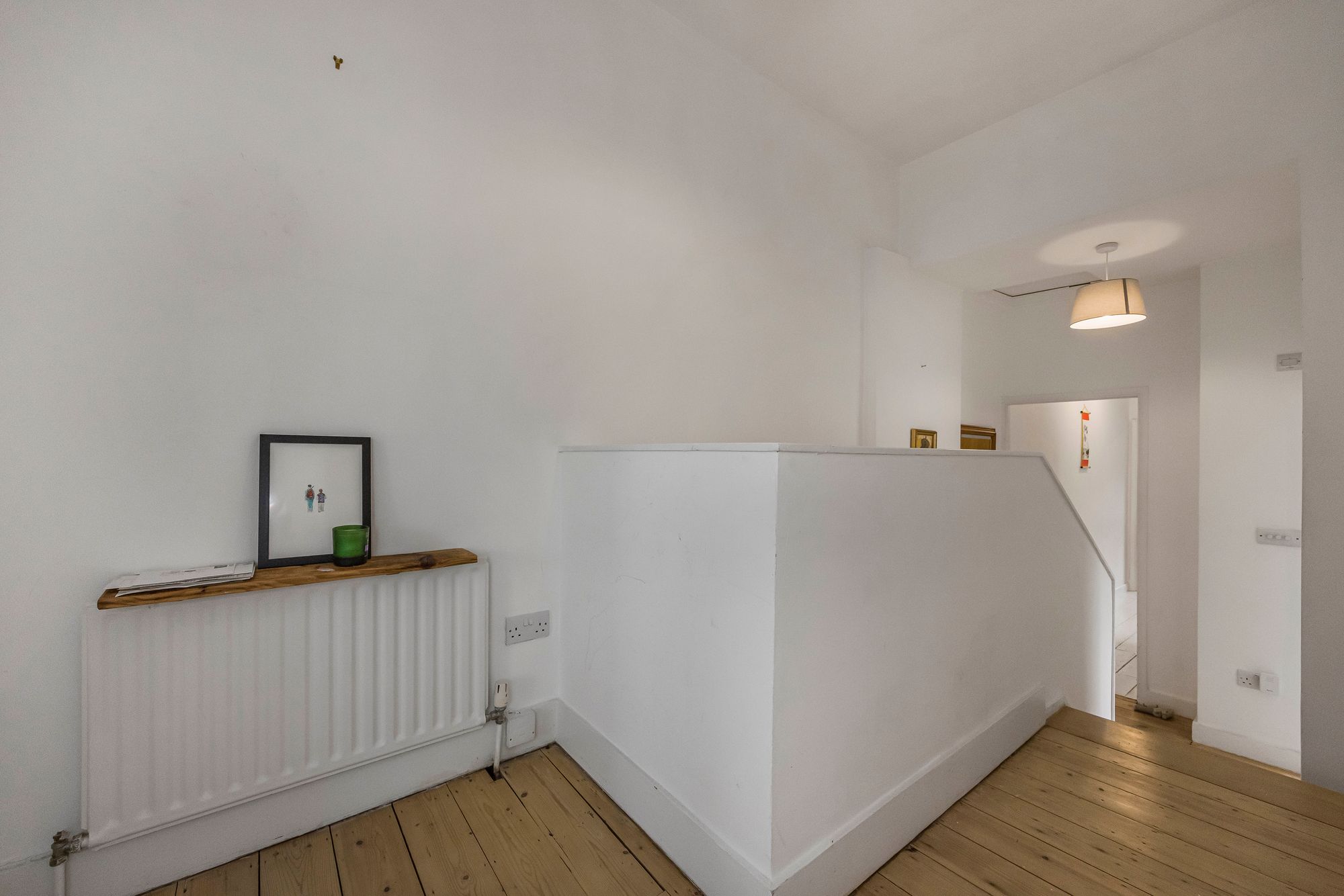 2 bed flat for sale in Vicarage Road, London, E10  - Property Image 11