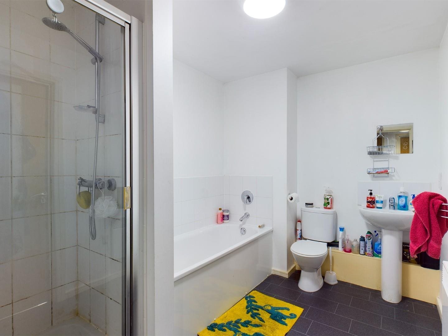2 bed flat to rent in Manchester  Court, Federation Road  - Property Image 6