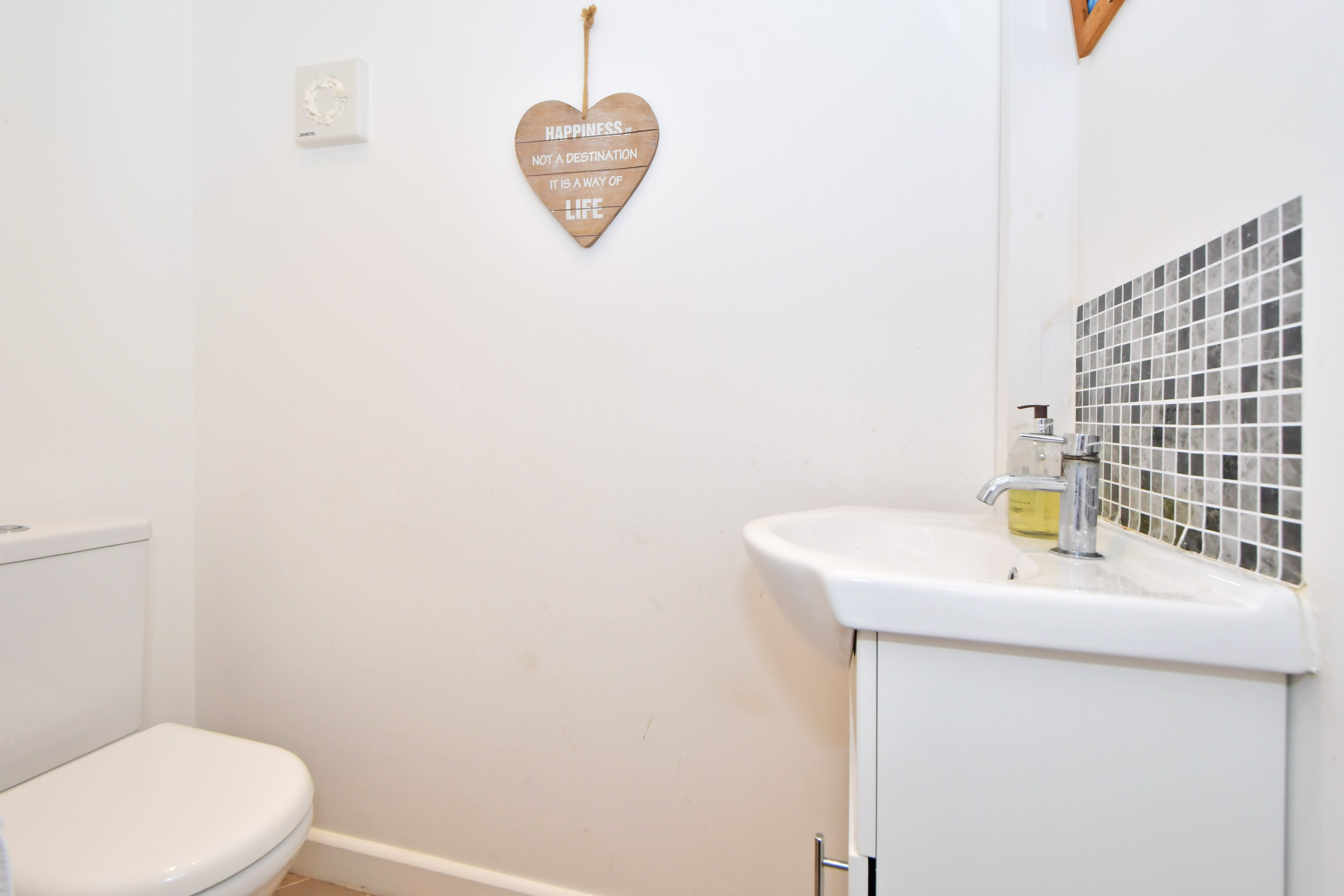 3 bed semi-detached house to rent in St Georges Avenue, Stoke-on-trent  - Property Image 13