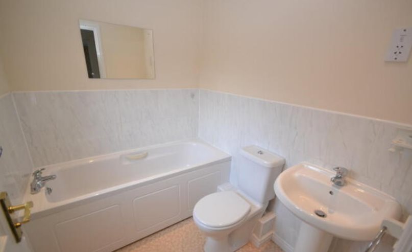 3 bed house to rent in Raleigh Close, Trent Vale  - Property Image 13