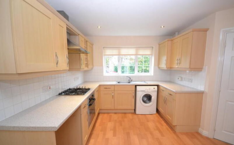 3 bed house to rent in Raleigh Close, Trent Vale  - Property Image 2