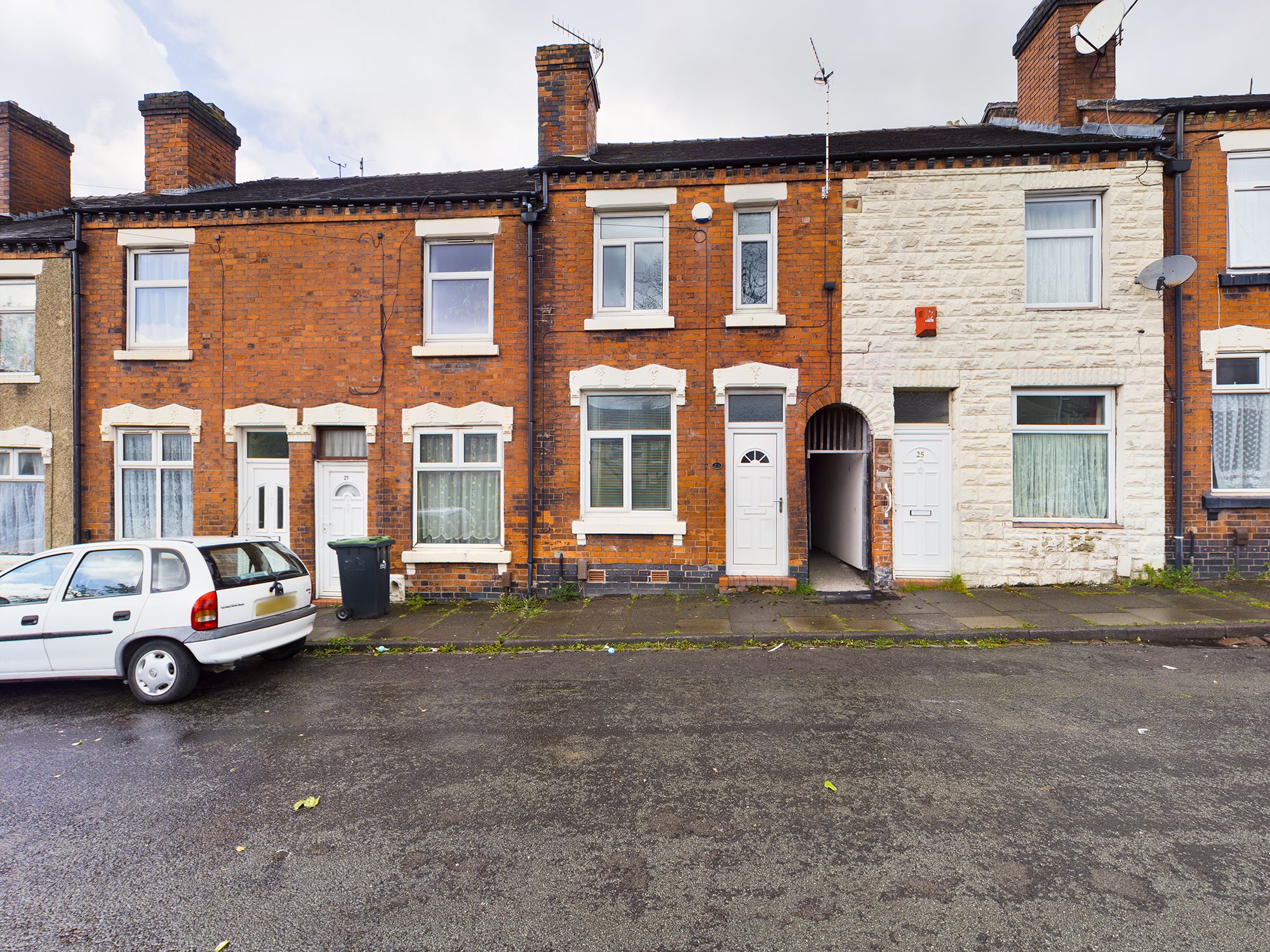 2 bed terraced house to rent in St Pauls Street, Burslem  - Property Image 1