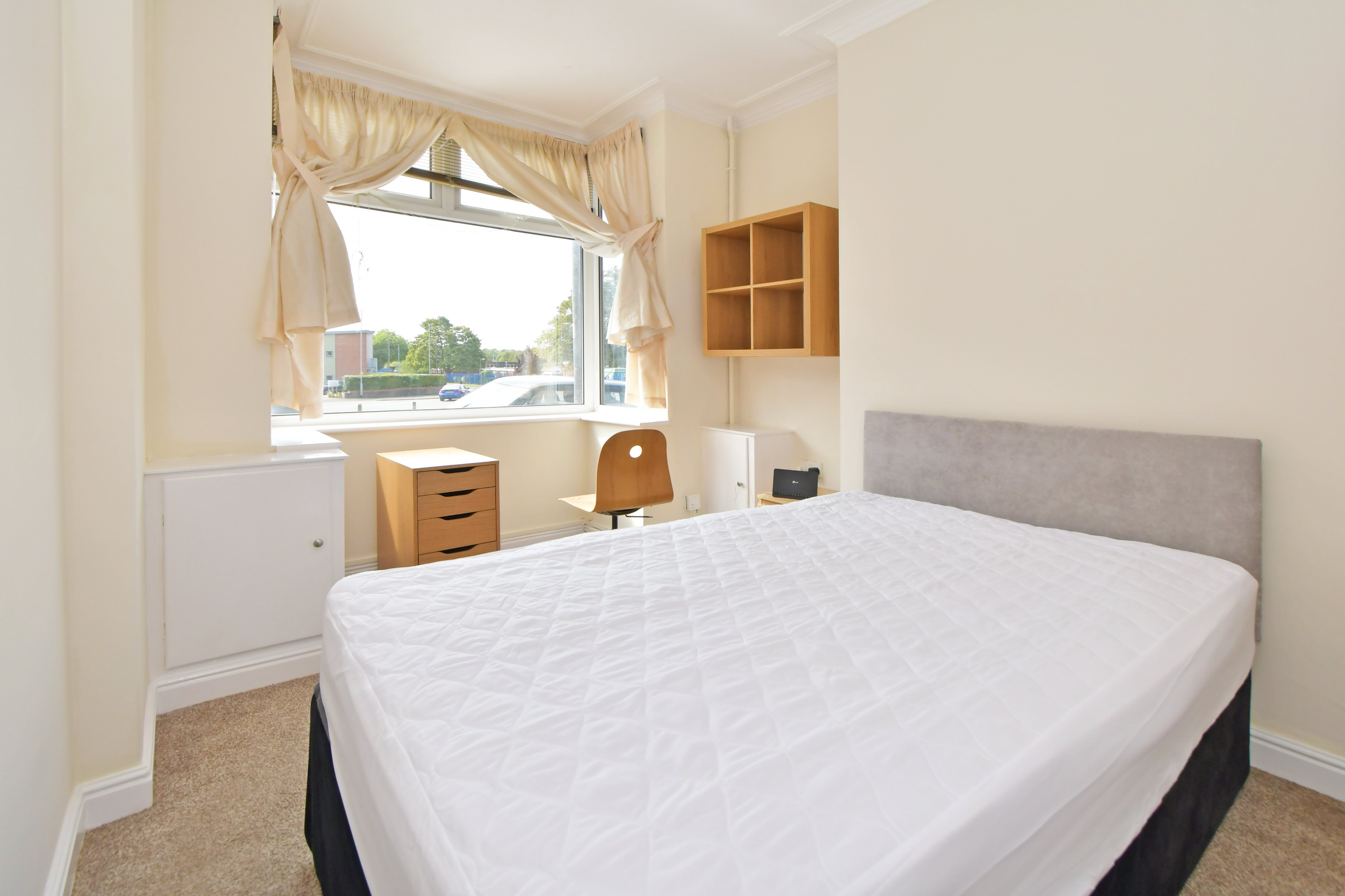 2 bed house to rent in Ashfield New Road, Newcastle under Lyme  - Property Image 12