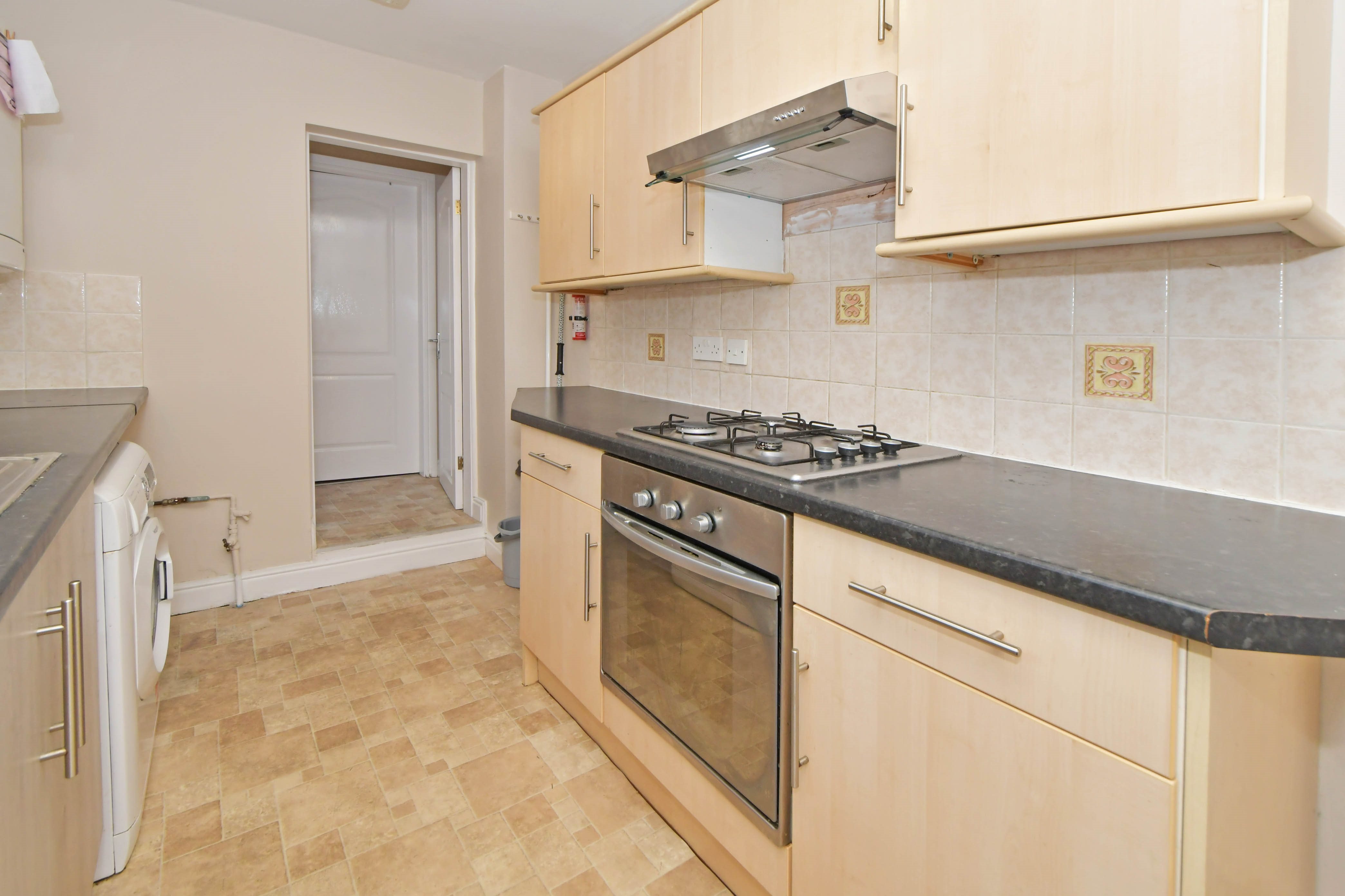 2 bed house to rent in Ashfield New Road, Newcastle under Lyme  - Property Image 5