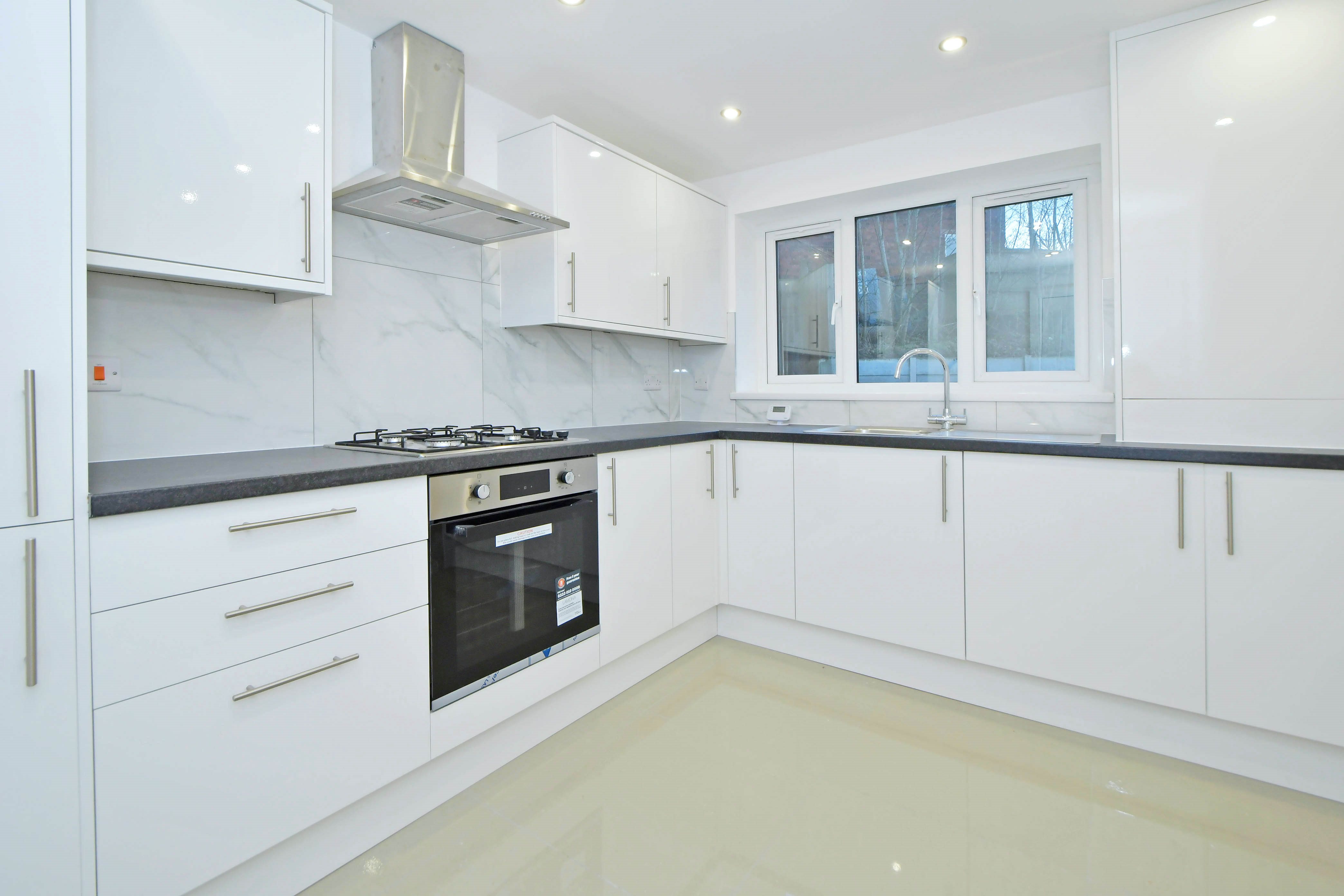 2 bed house to rent in Swan Bank, Talke  - Property Image 3