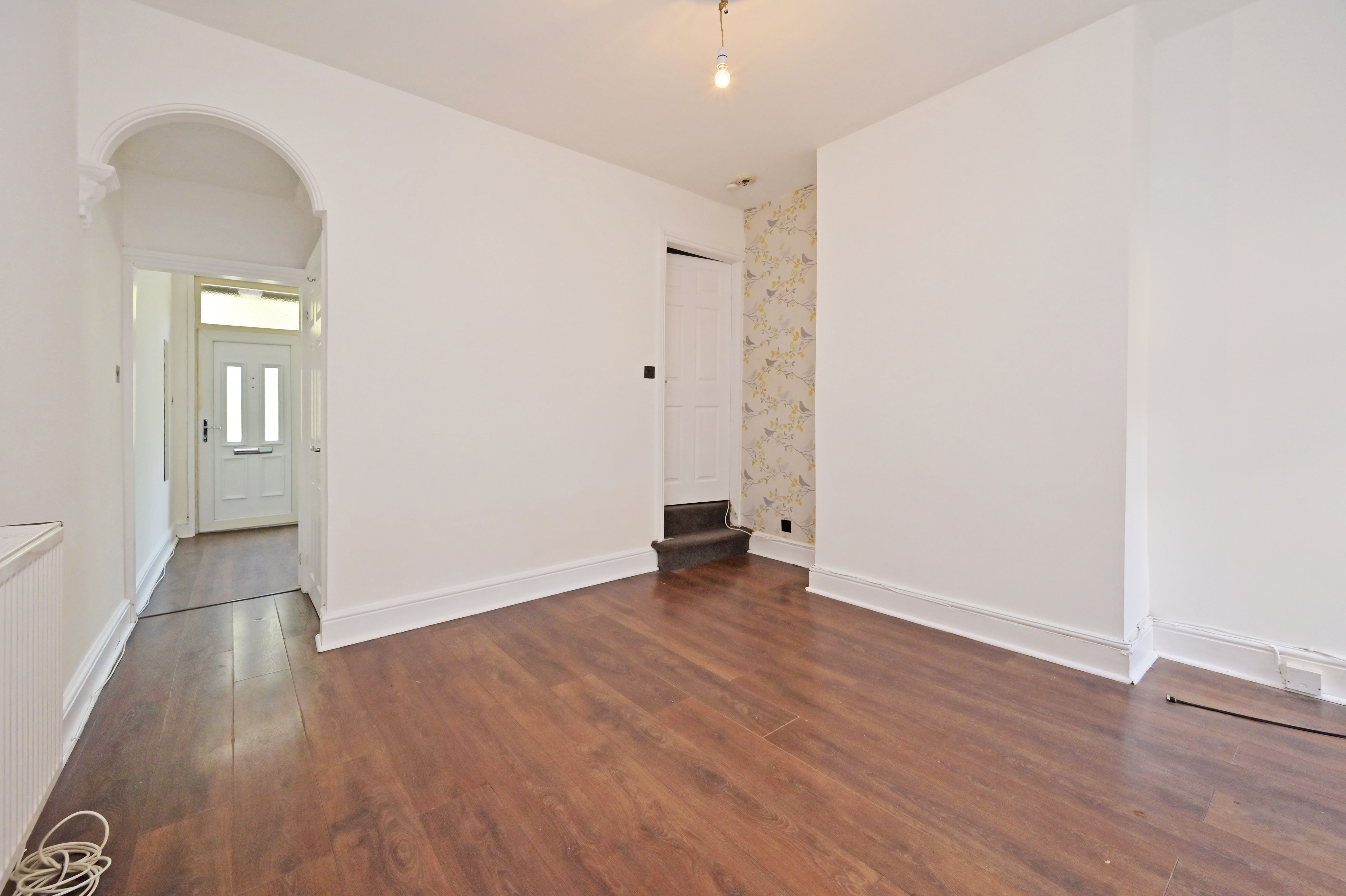 2 bed terraced house to rent in Baskerville  Road, Northwood  - Property Image 8