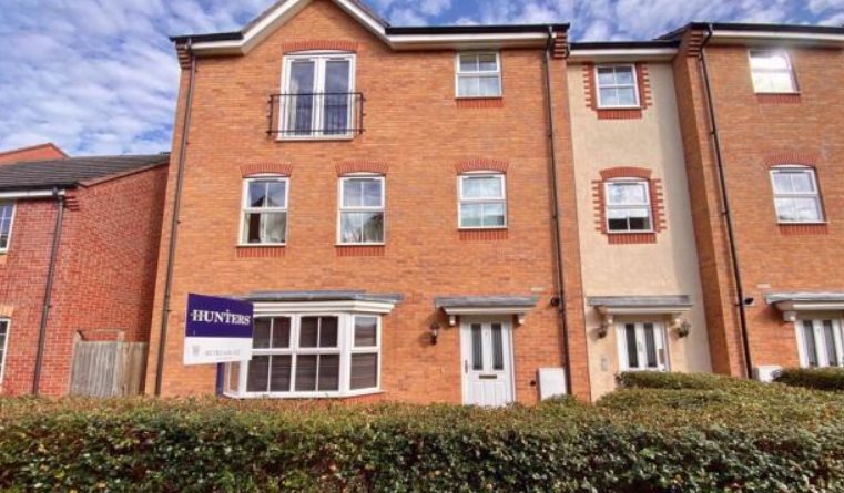 2 bed flat to rent in Archers Walk, Trent Vale, ST4