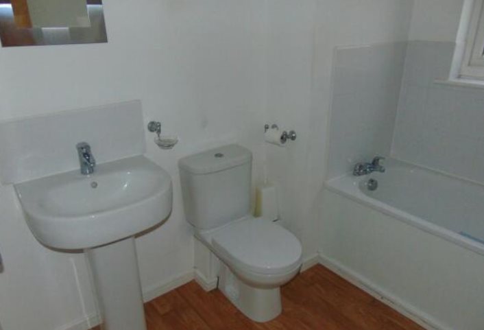 4 bed town house to rent in Sytchmill  Way, Burslem  - Property Image 8