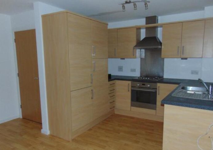 4 bed town house to rent in Sytchmill  Way, Burslem  - Property Image 2