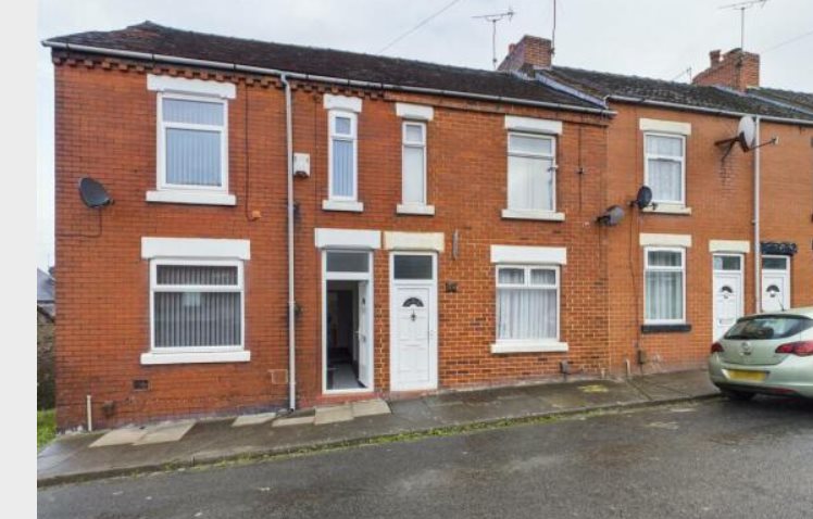 3 bed terraced house to rent in Lord Street, Stoke-on-Trent, ST6