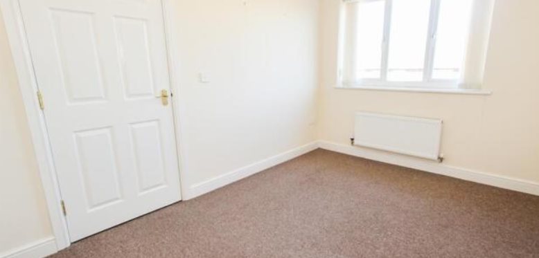 2 bed apartment to rent in Windsor  Court, Stoke-on-Trent  - Property Image 7