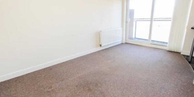 2 bed apartment to rent in Windsor  Court, Stoke-on-Trent  - Property Image 6