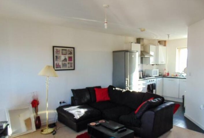1 bed flat to rent in Bretby  Court, Burslem  - Property Image 2