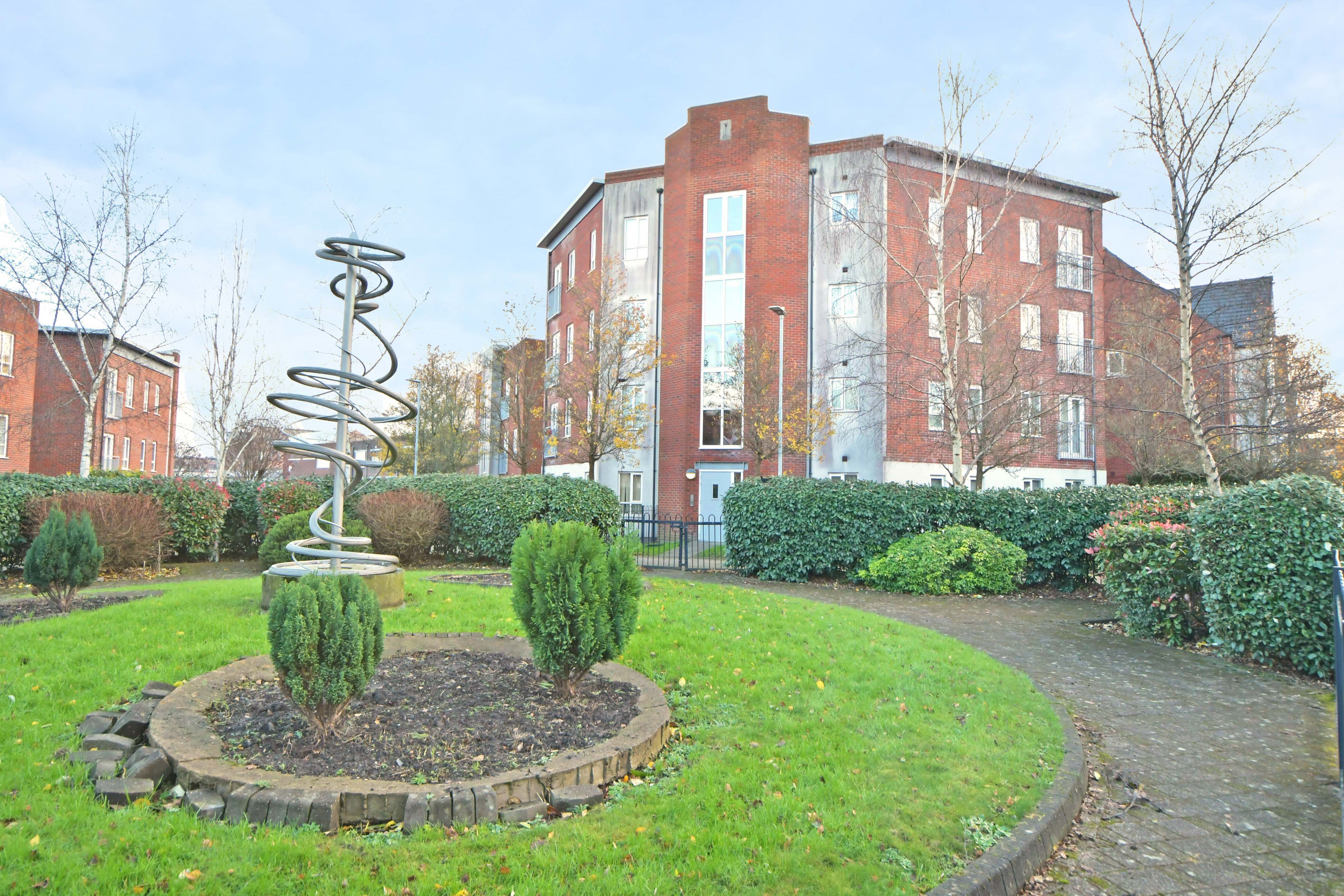 2 bed flat to rent in Elton  Court, Burslem  - Property Image 1