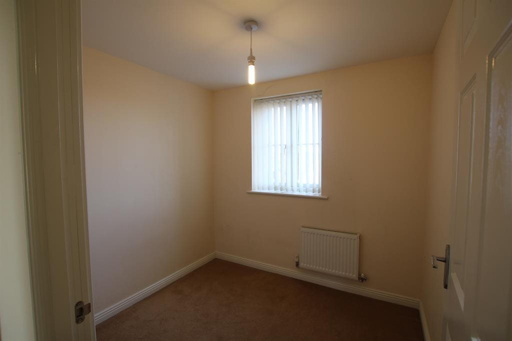 2 bed flat to rent in Ravensbourne  Court, Norton Heights  - Property Image 10