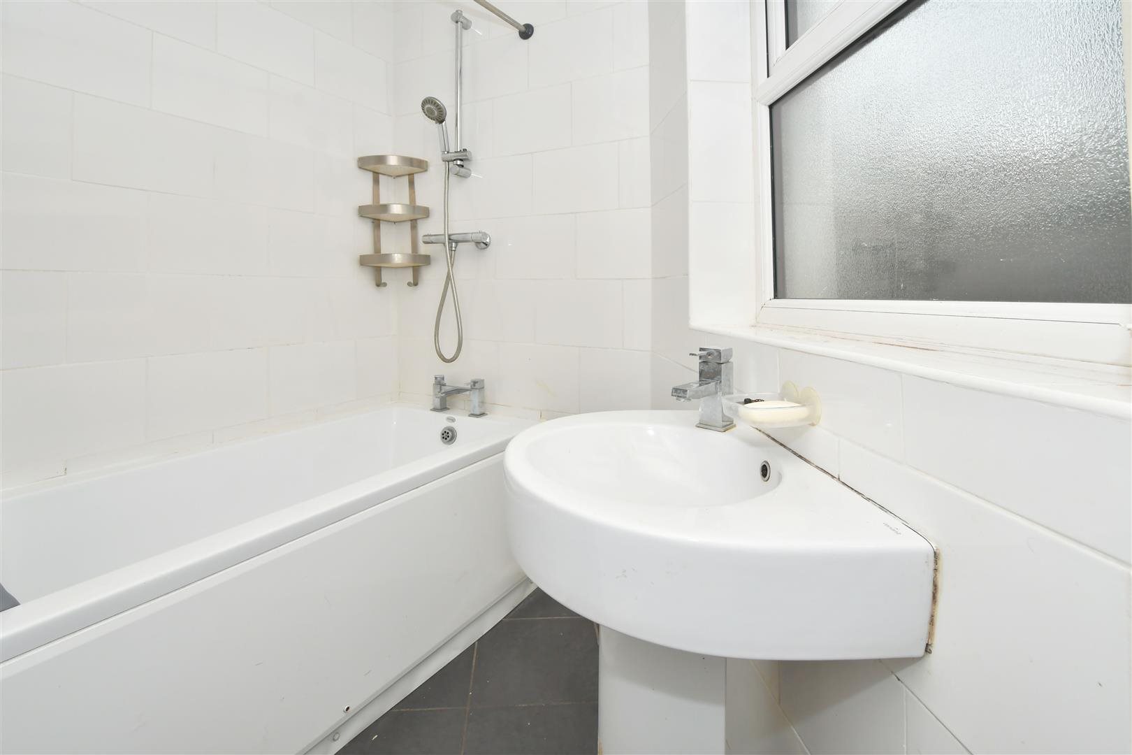 2 bed terraced house to rent in Kirby  Street, Stoke-on-Trent  - Property Image 7