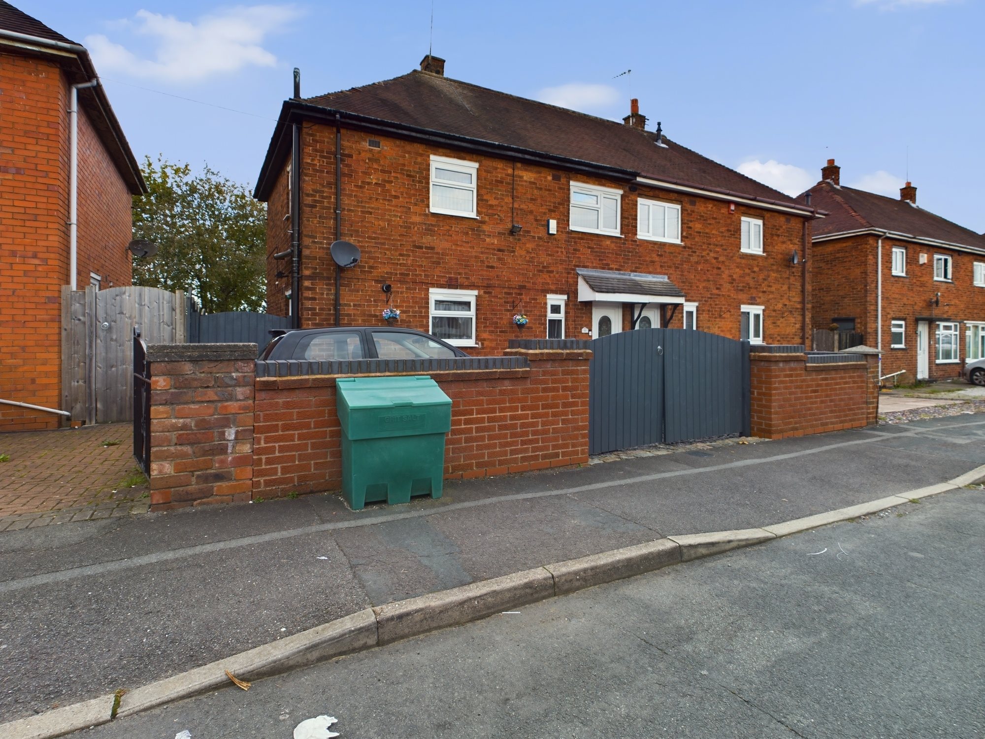 2 bed semi-detached house for sale in Duddell Road, Smallthorne - Property Image 1