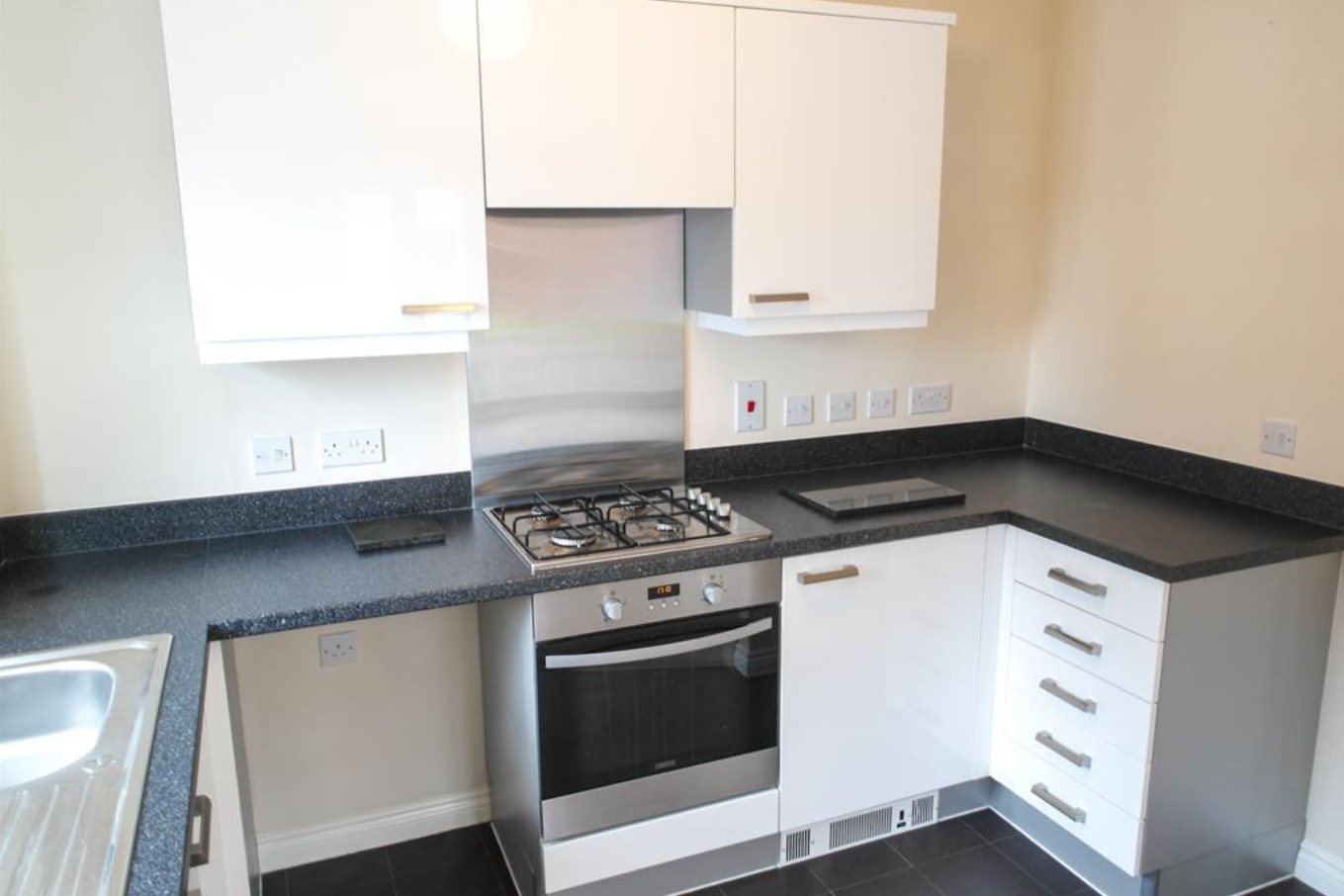 1 bed apartment for sale in Burtree Drive, Norton Heights  - Property Image 3