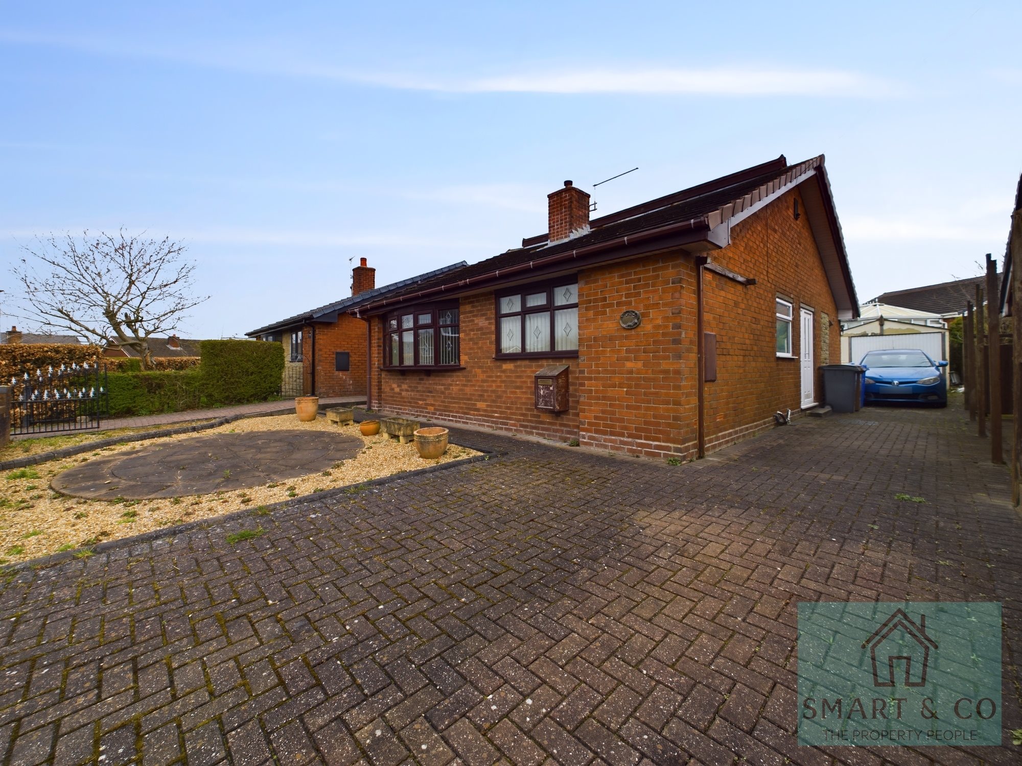 3 bed bungalow for sale in Maybury Way, Milton  - Property Image 1