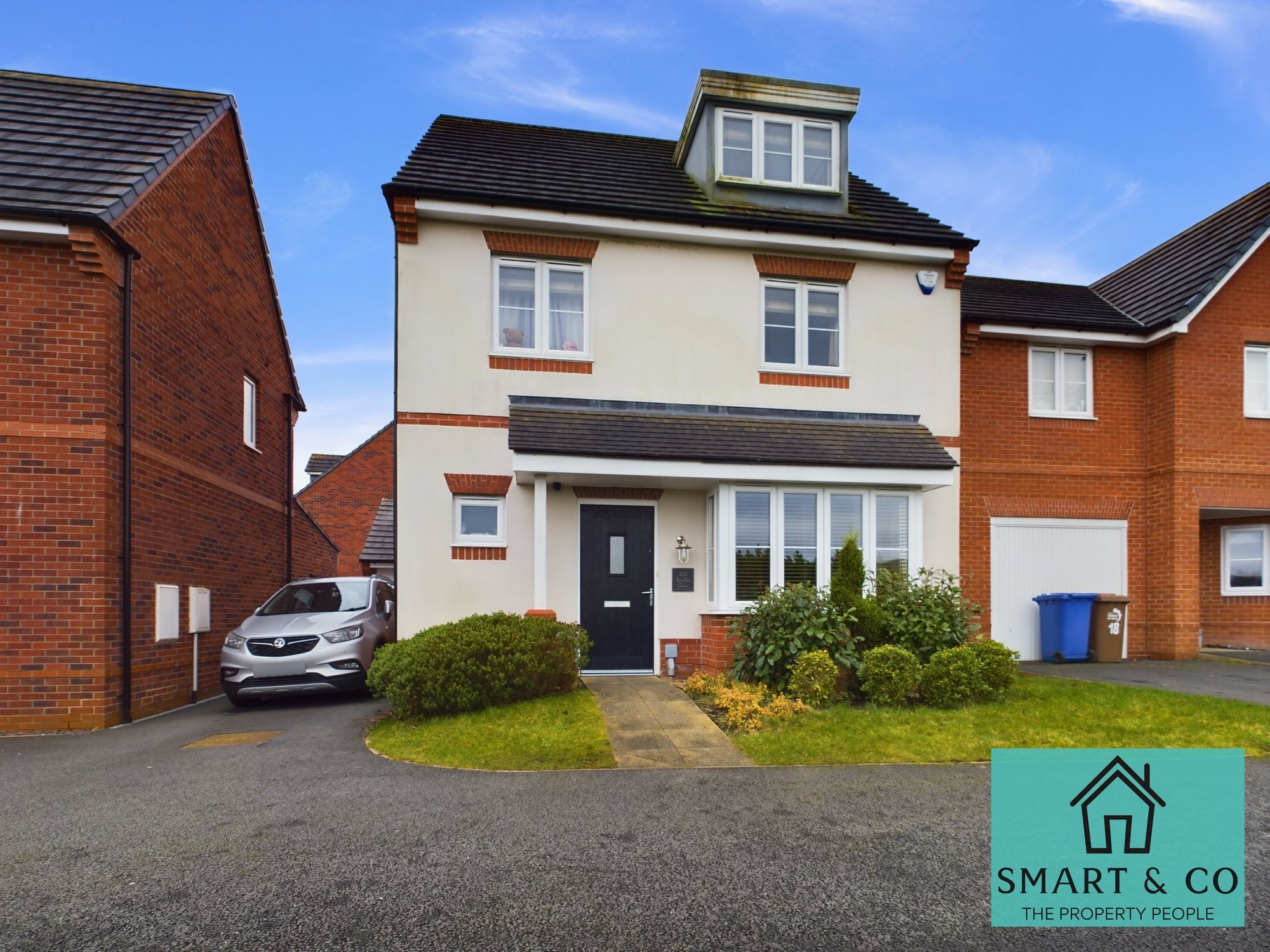 4 bed detached house for sale in Fernilee  Close, Stoke-on-Trent  - Property Image 1