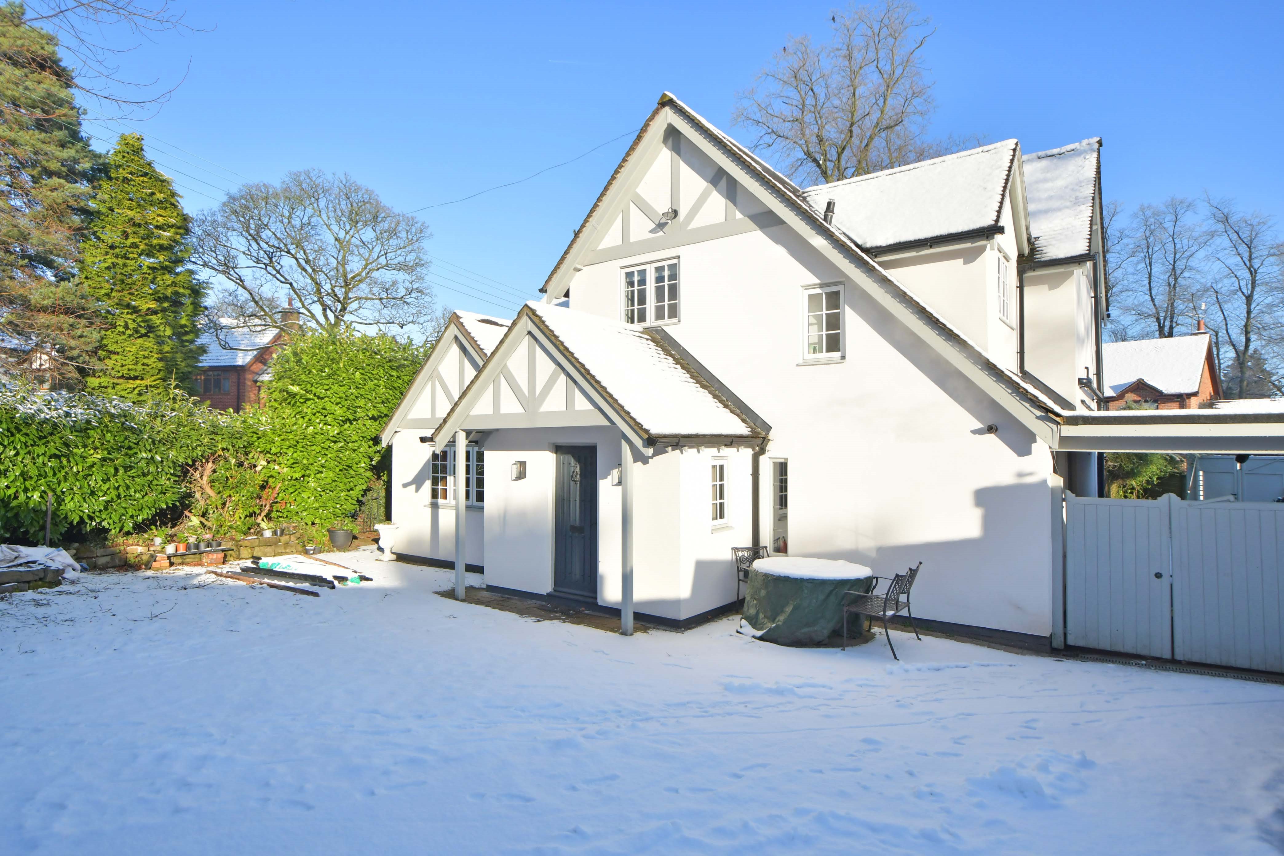 4 bed detached house for sale in Clay Lake, Endon  - Property Image 1