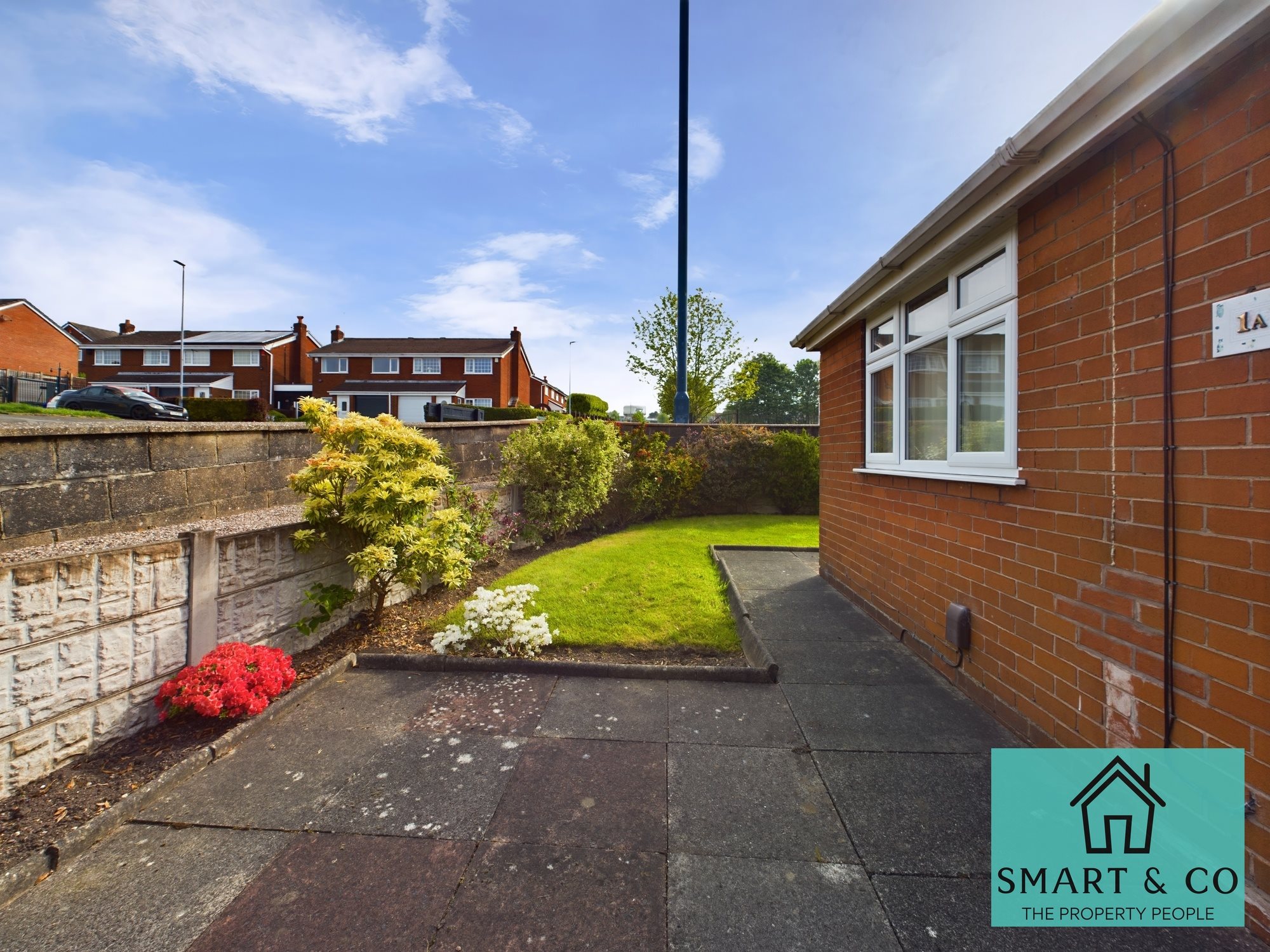 2 bed bungalow for sale in Sandra Close, Burslem  - Property Image 17