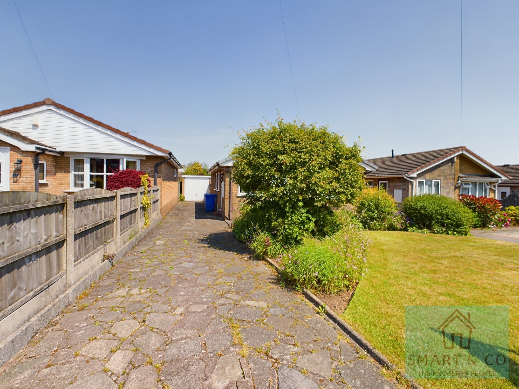 2 bed bungalow for sale in Caverswall  Road, Stoke-on-Trent  - Property Image 8