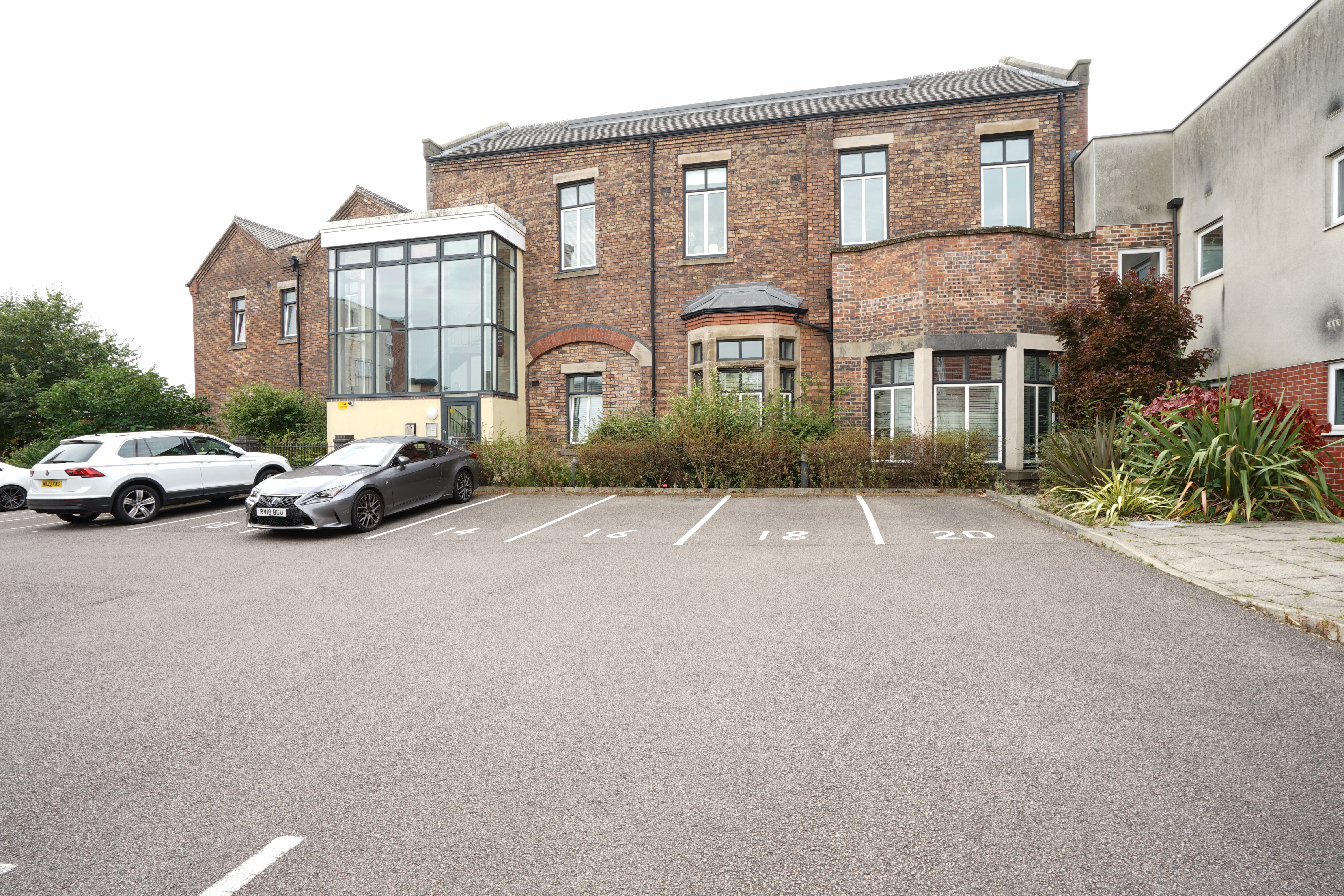 2 bed apartment for sale in Hanley, Stoke on Trent  - Property Image 1