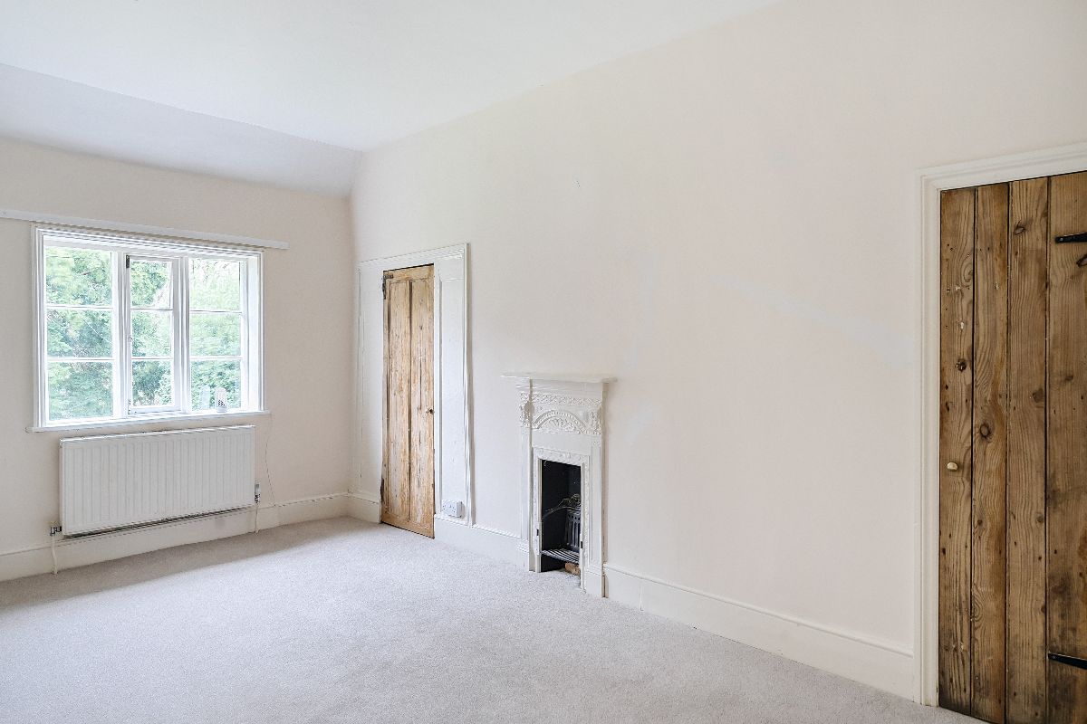 4 bed detached house to rent in West Grimstead, Wiltshire 11