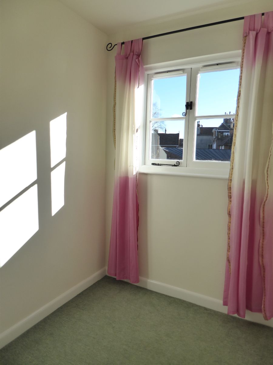 2 bed terraced house to rent in Trinity Street, Salisbury 8