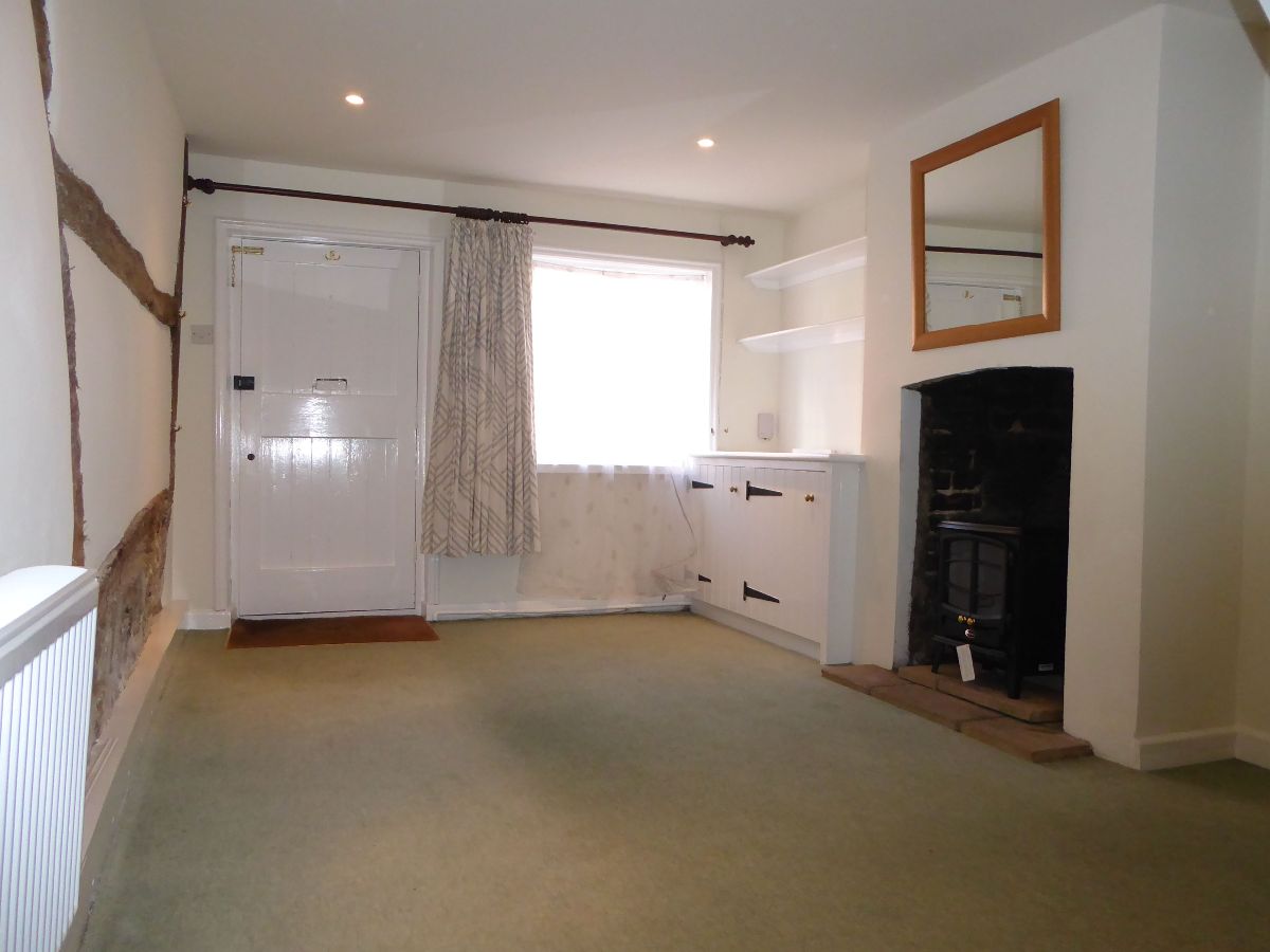 2 bed terraced house to rent in Trinity Street, Salisbury  - Property Image 2