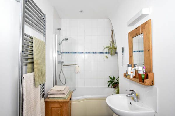 2 bed terraced house to rent in West Street, Salisbury  - Property Image 12