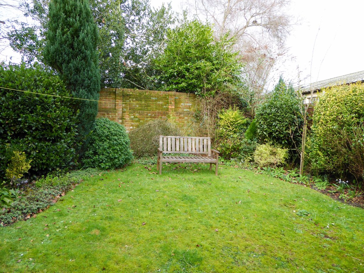 2 bed flat to rent in Crow Lane, Wilton 7