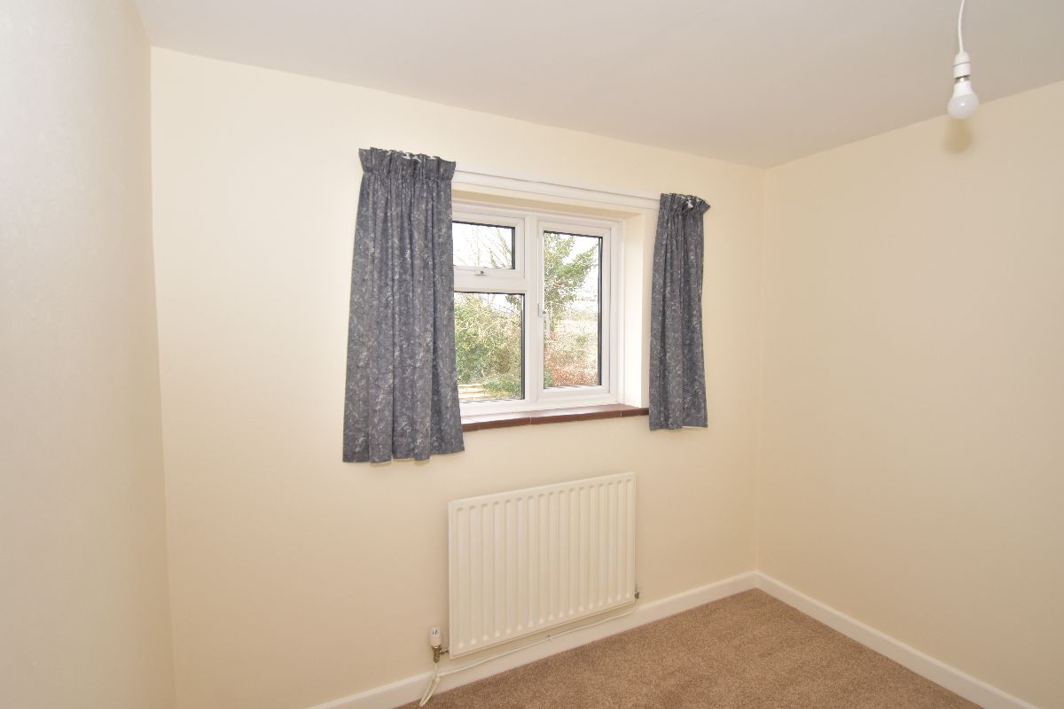 3 bed detached house to rent in Rockbourne, Fordingbridge 7