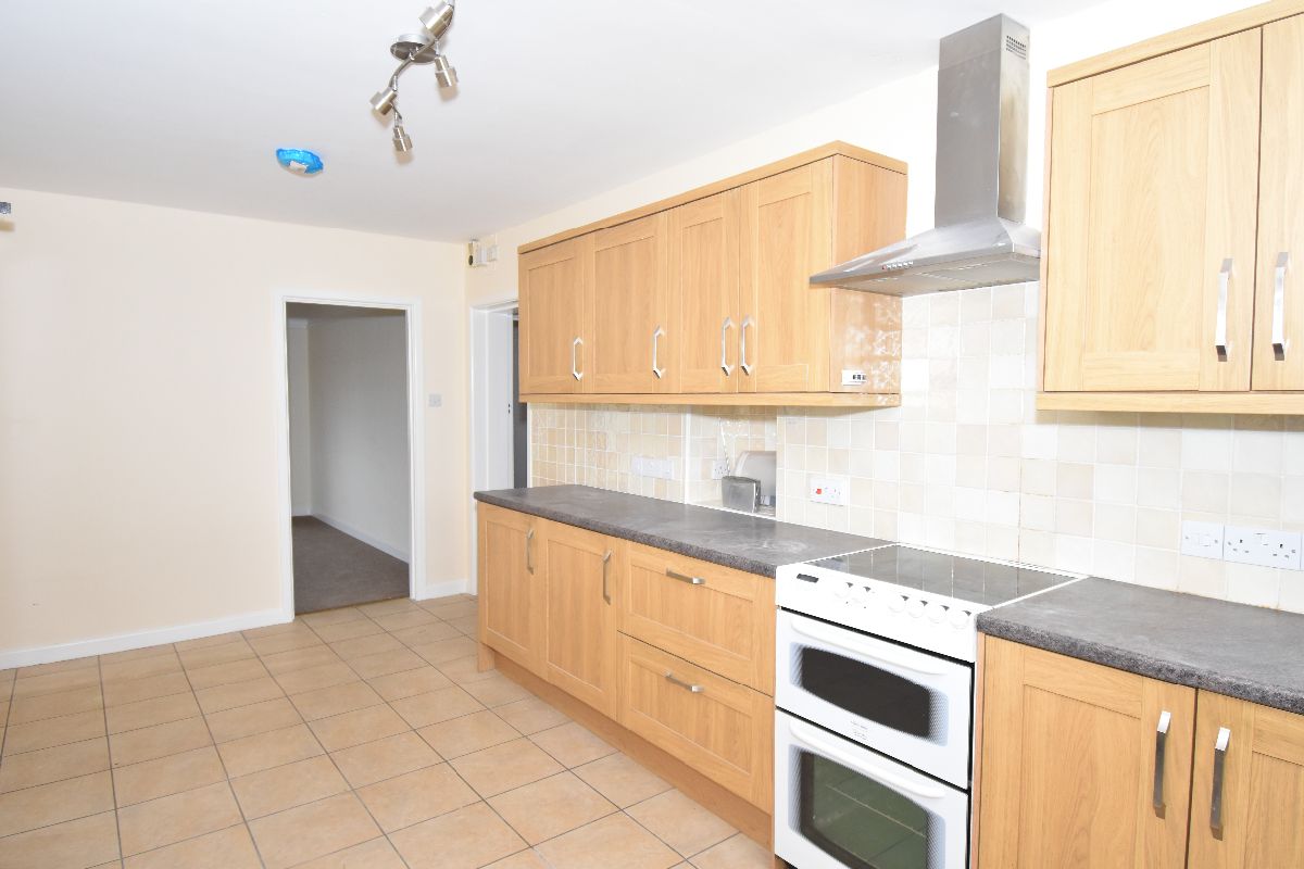 3 bed detached house to rent in Rockbourne, Fordingbridge 3