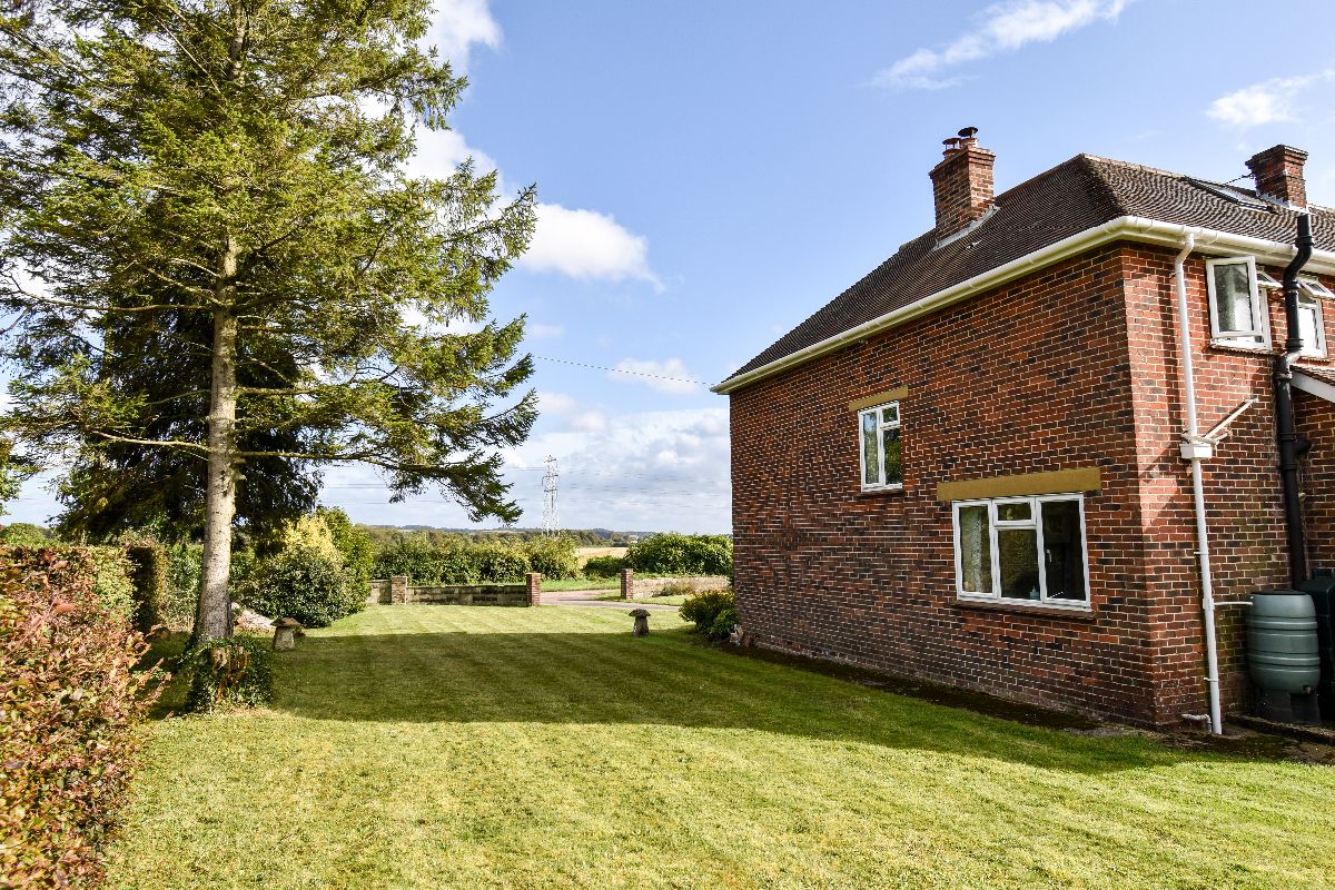 3 bed detached house to rent in Rockbourne, Fordingbridge  - Property Image 15