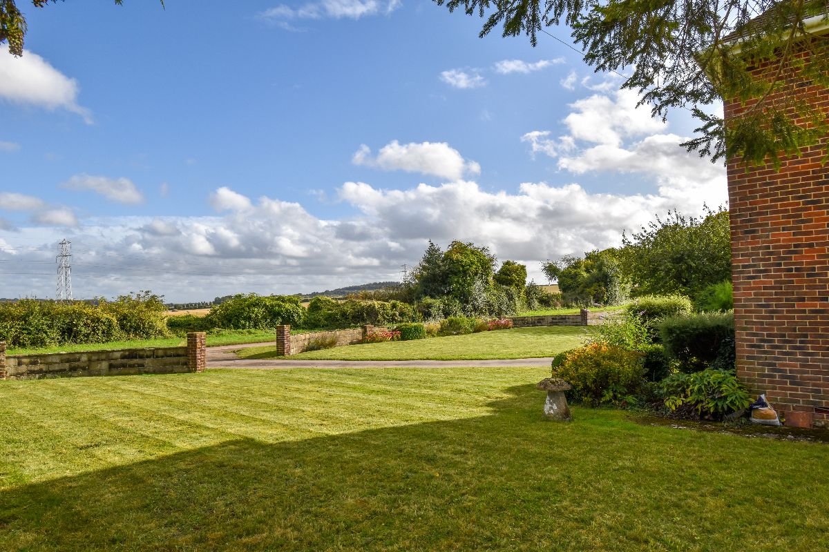 3 bed detached house to rent in Rockbourne, Fordingbridge  - Property Image 16