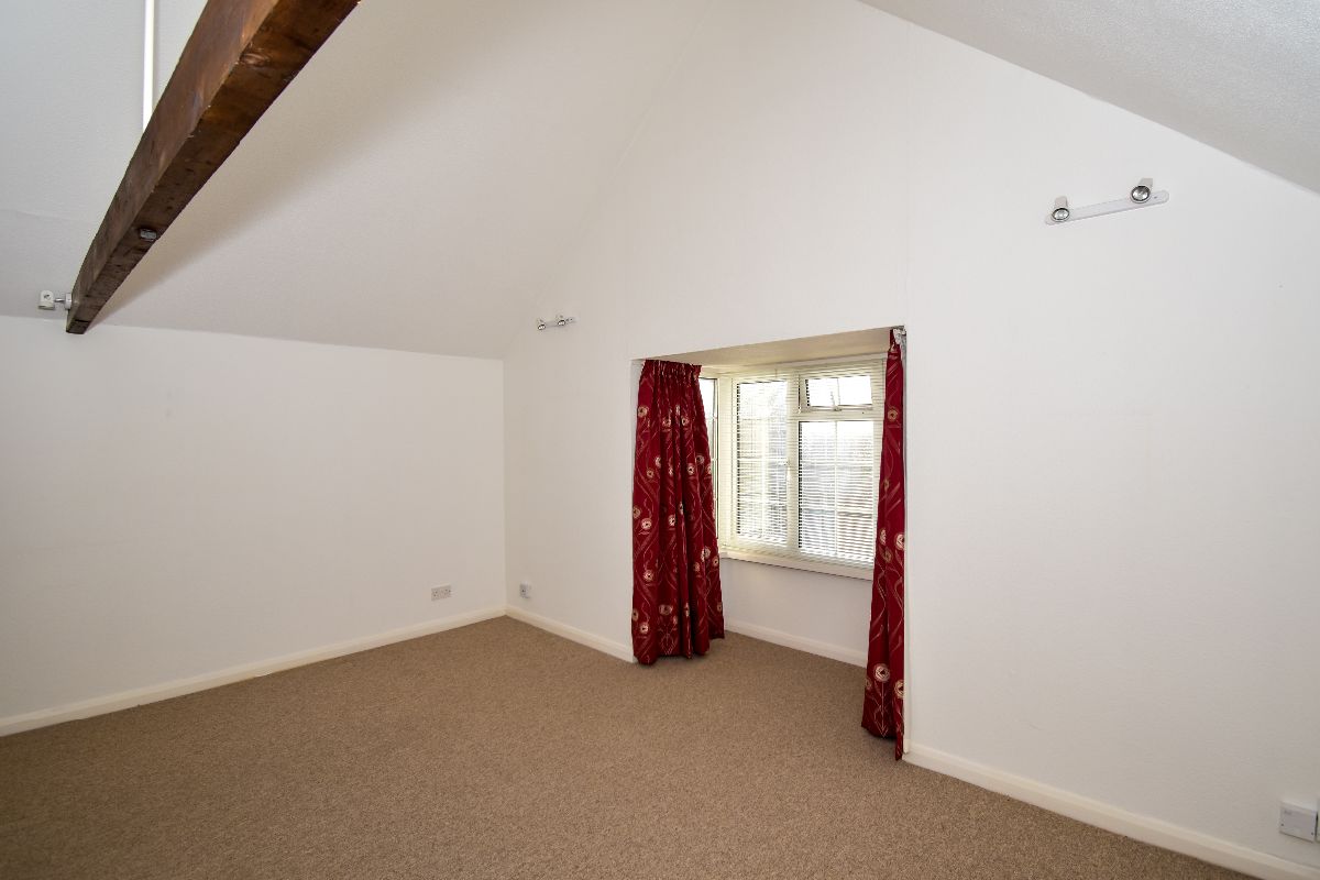 2 bed flat to rent in Belle Vue Road, Salisbury  - Property Image 3