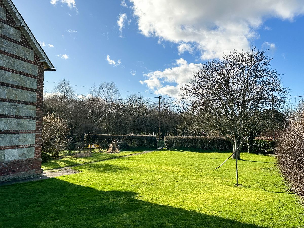 3 bed cottage to rent in Mooray Cottages, Salisbury 13