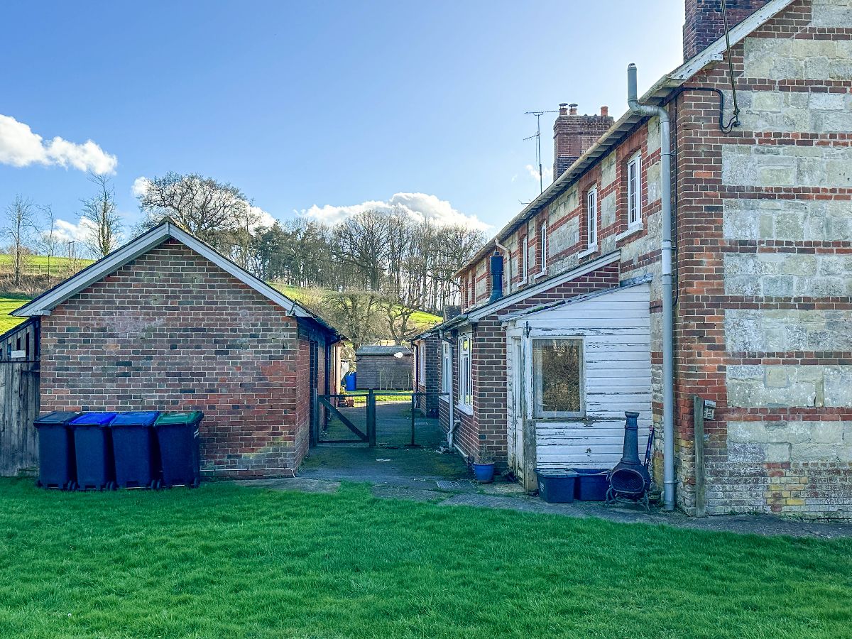 3 bed cottage to rent in Mooray Cottages, Salisbury 14