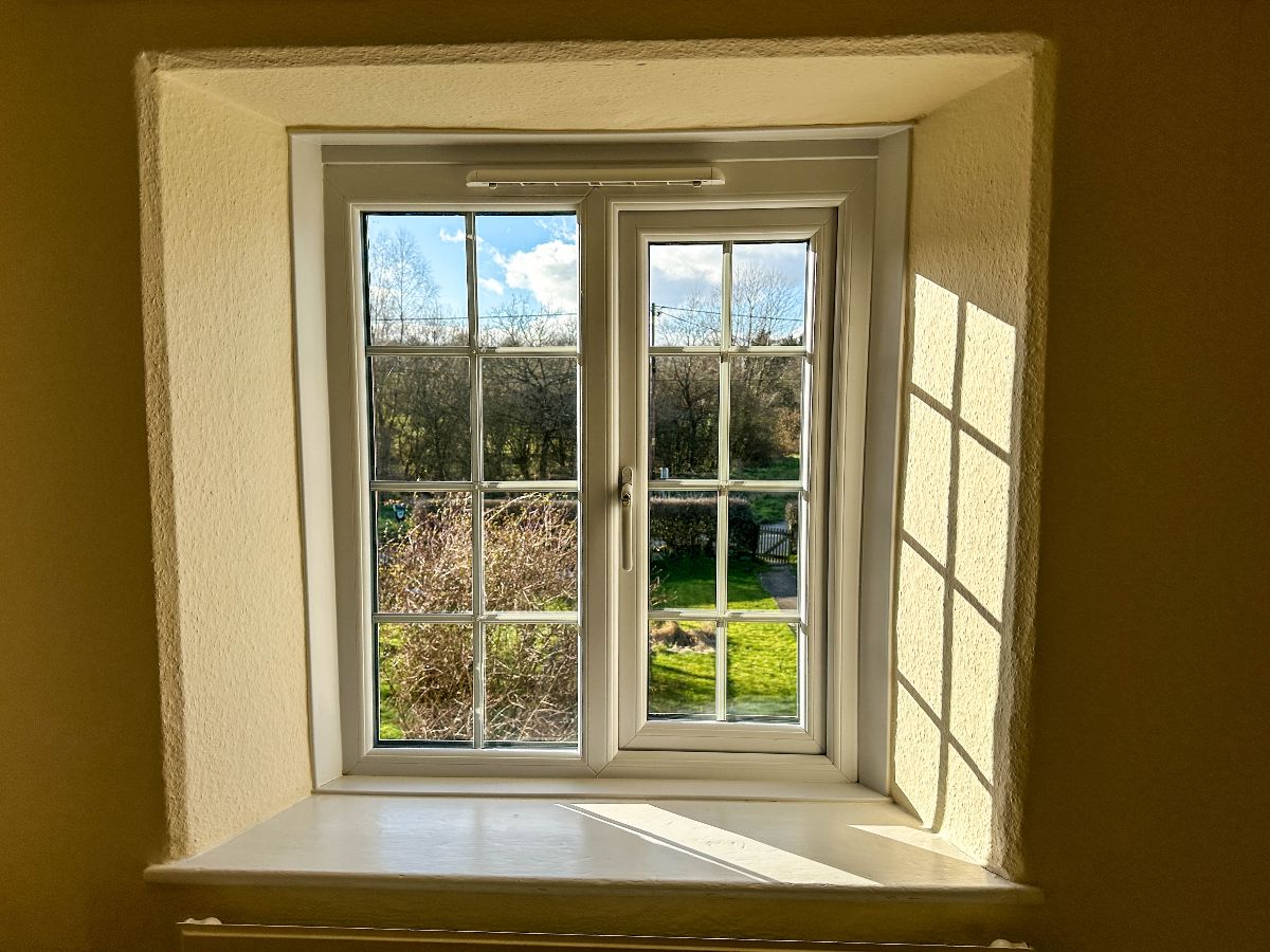 3 bed cottage to rent in Mooray Cottages, Salisbury 10