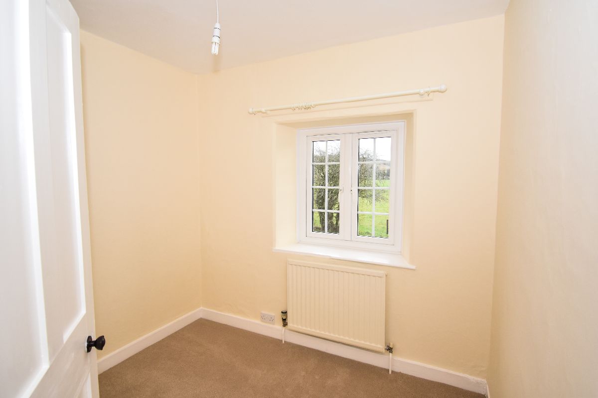 3 bed cottage to rent in Mooray Cottages, Salisbury 6