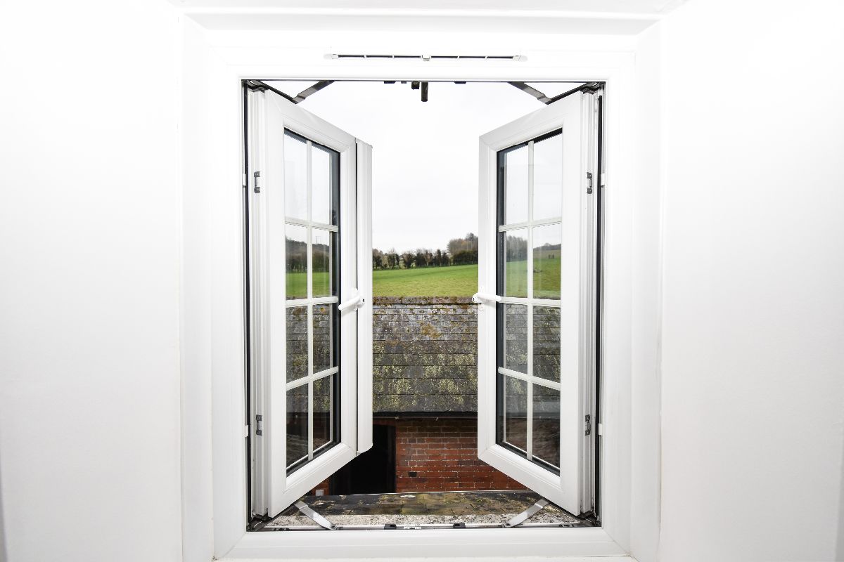 3 bed cottage to rent in Mooray Cottages, Salisbury 6